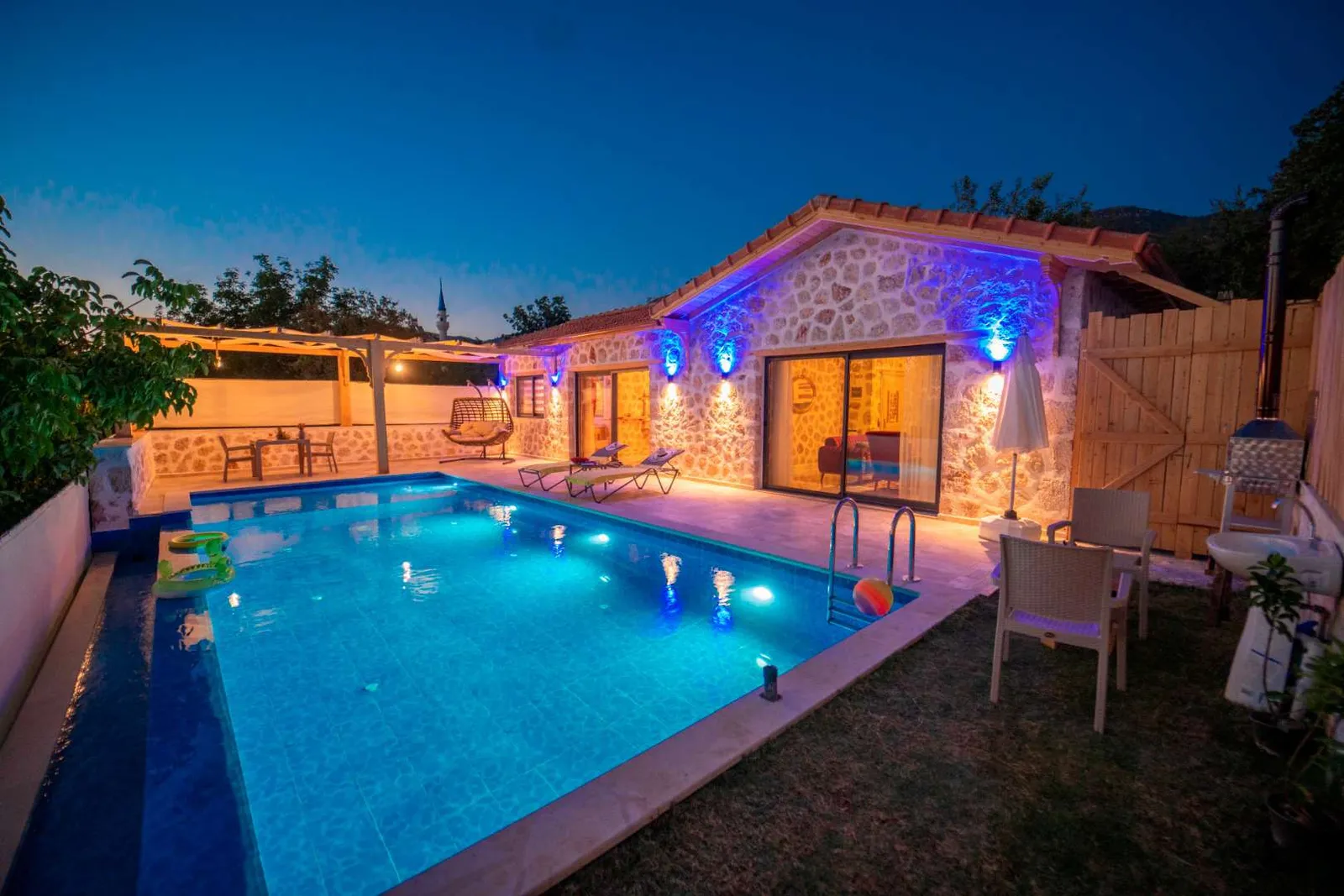 villa-mercan-tas-kas-1