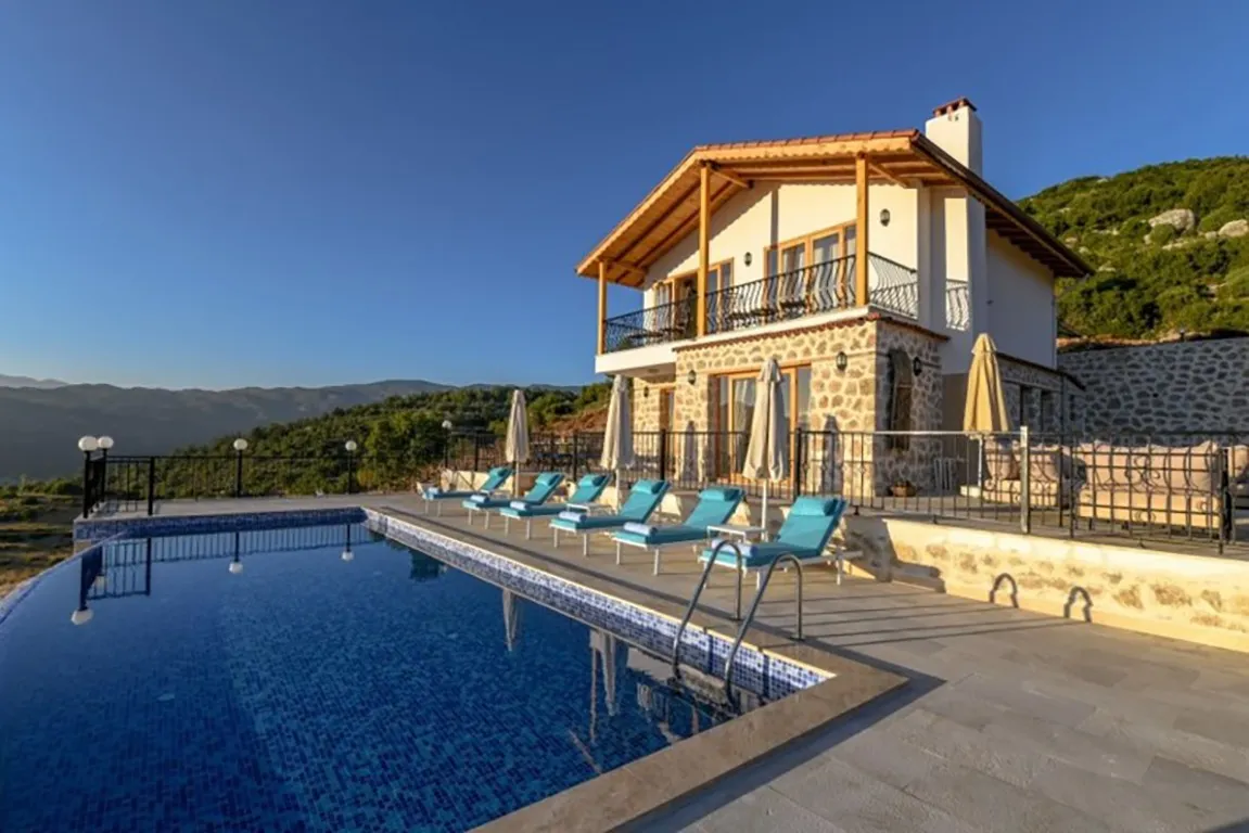 villa-nazli-tas-kas-1