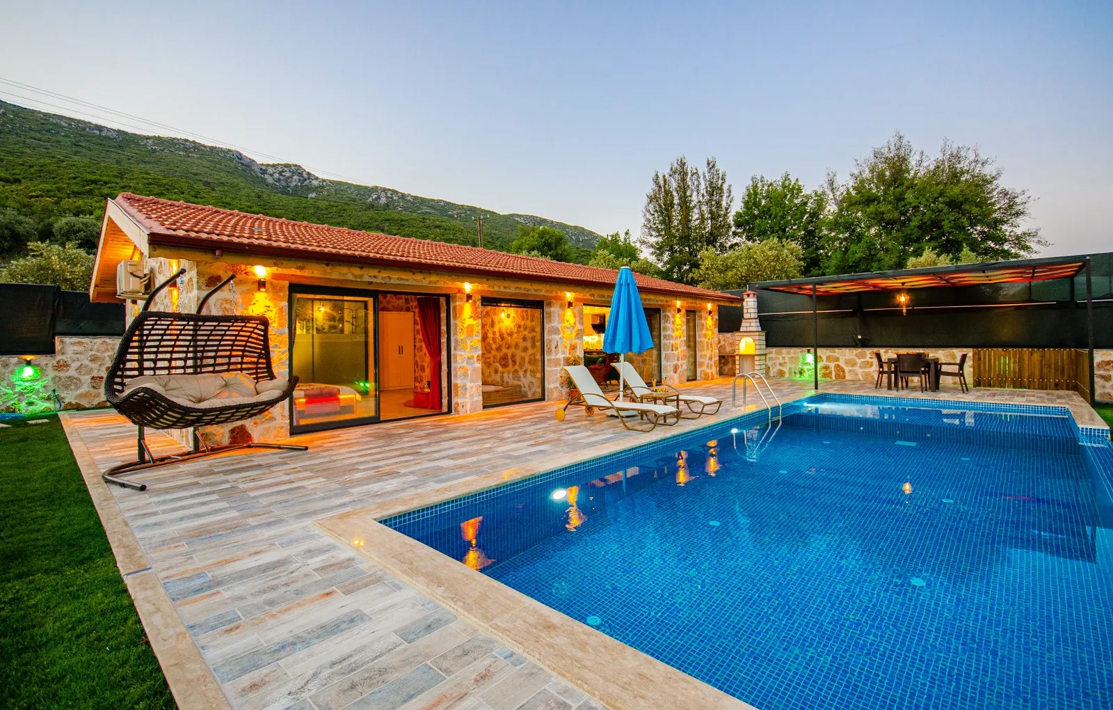 villa-nefes-saribelen-kas-38