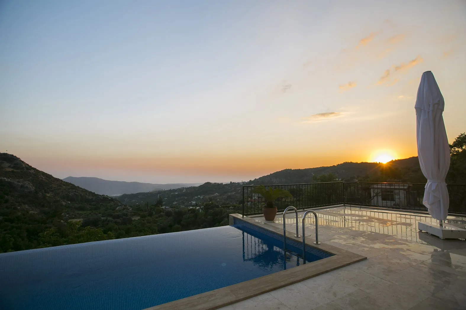 villa-sakir-kas-10