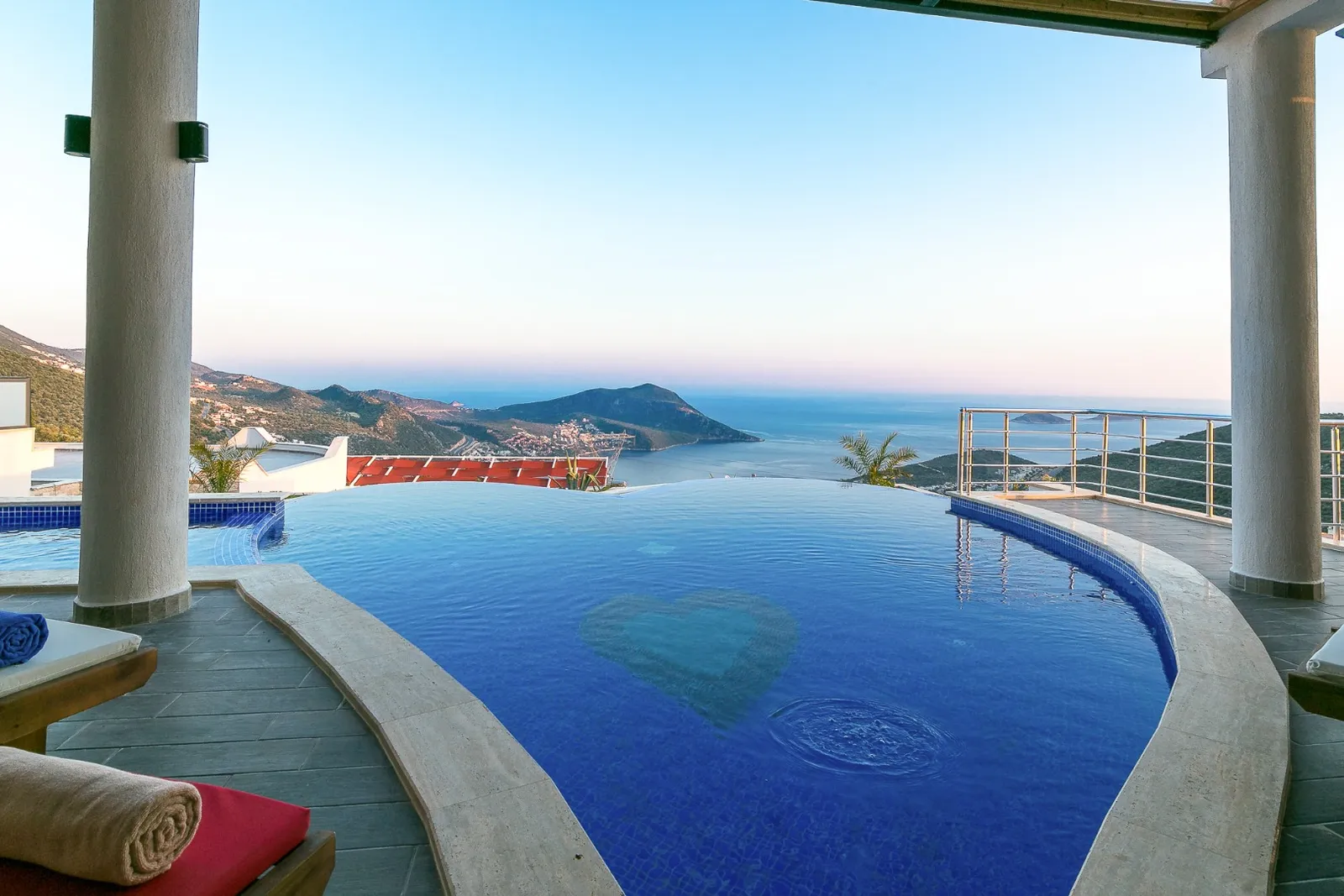villa-stone-heart-kas-11