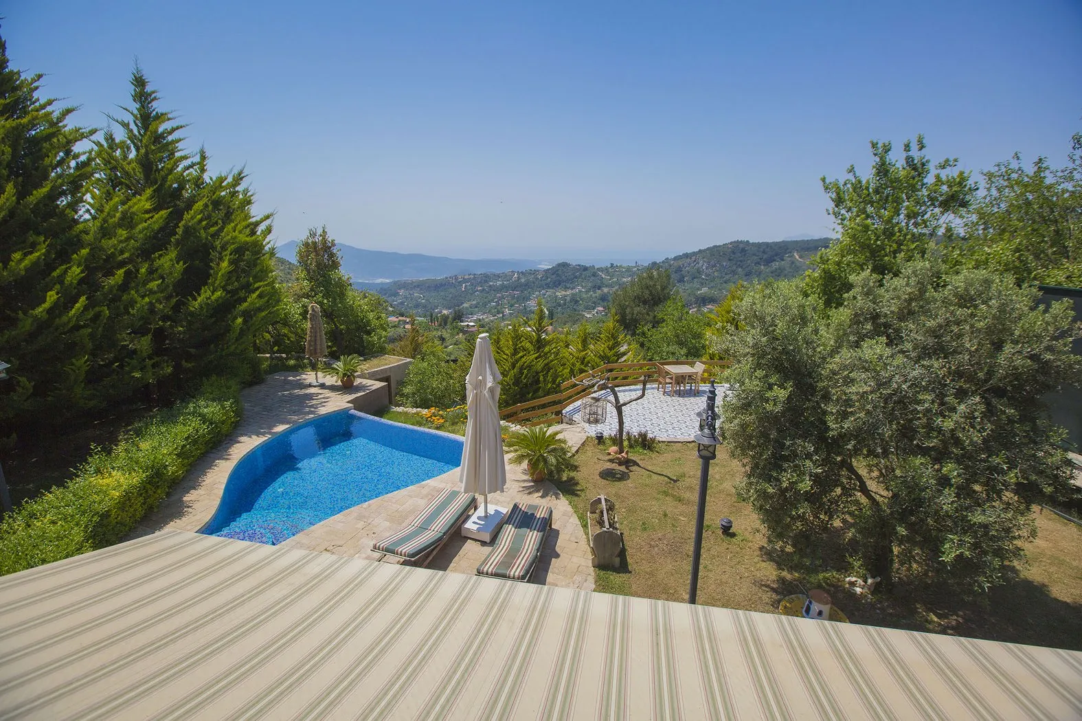 villa-zeytin-bahcesi-kas-1